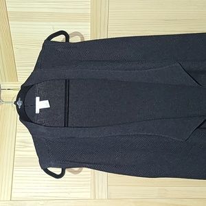 M/L women's H & M Knit sleeveless tunic vest